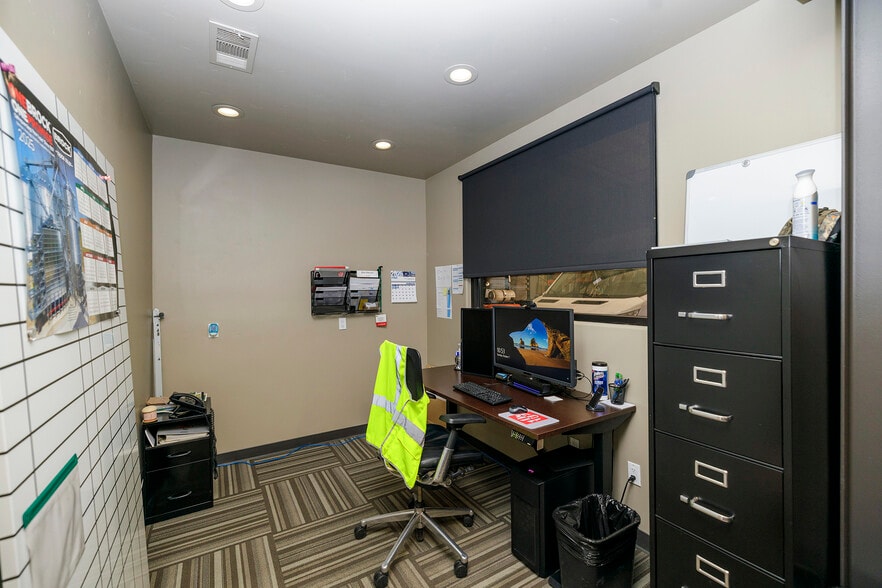 More Photos Of 213 C St, Turlock Industrial For Sale