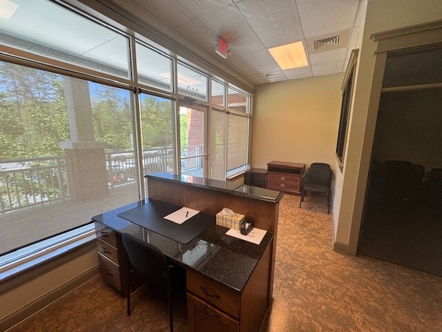 More Photos Of 1550 Hendersonville Rd, Asheville Unknown For Lease