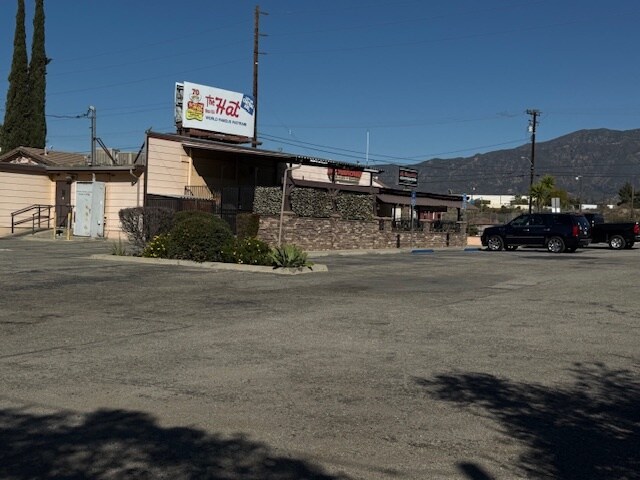 More Photos Of 1964 W Foothill Blvd, Upland Restaurant For Sale