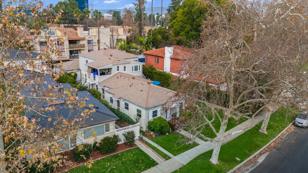 More Photos Of 2907 W Riverside Dr, Burbank Apartments For Sale