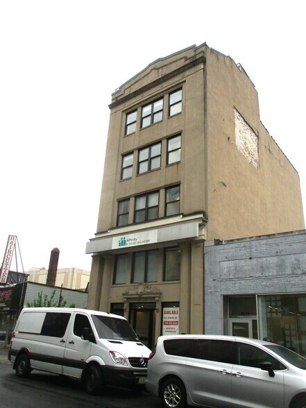 More Photos Of 90-34 161st St, Jamaica Office For Lease