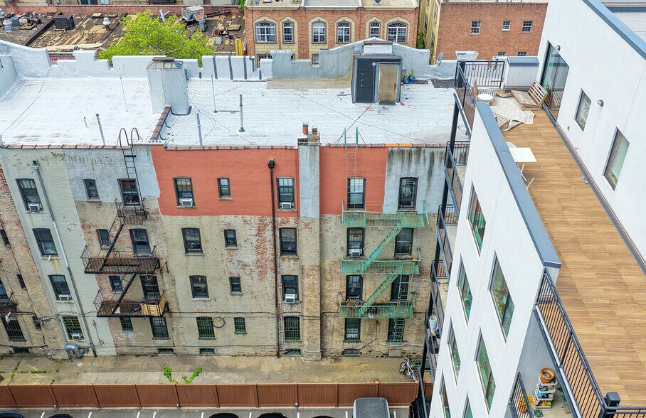 More Photos Of 2015 Bedford Ave, Brooklyn Apartments For Sale