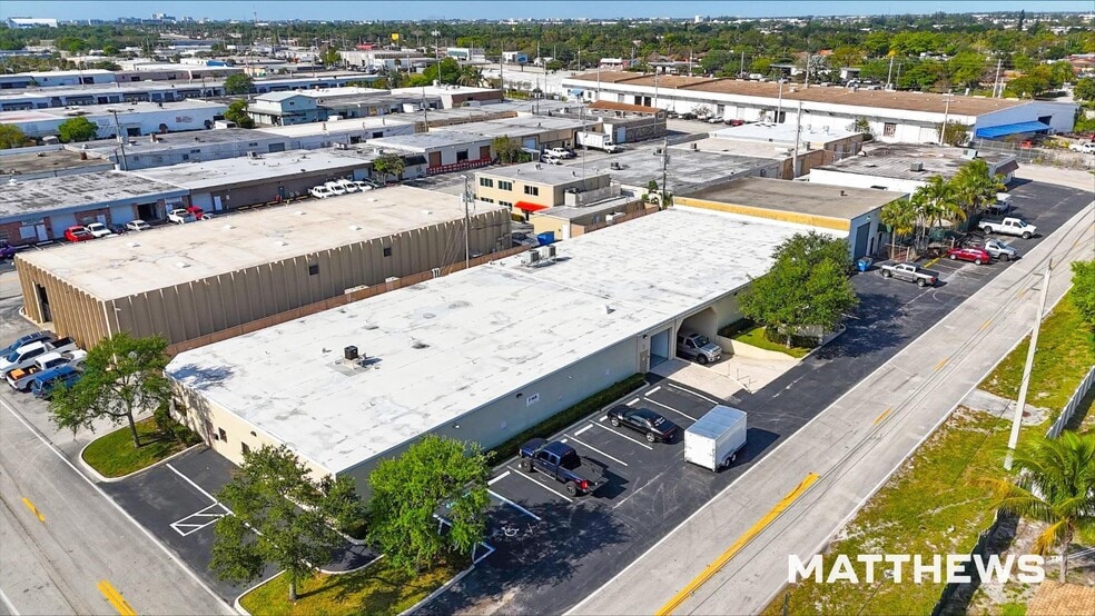 Primary Photo Of 2881 NE 7th Ave, Pompano Beach Warehouse For Sale