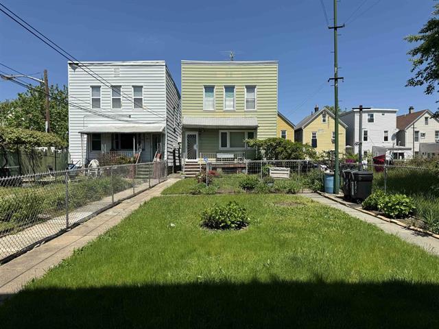More Photos Of 35 E 26th St, Bayonne Apartments For Sale