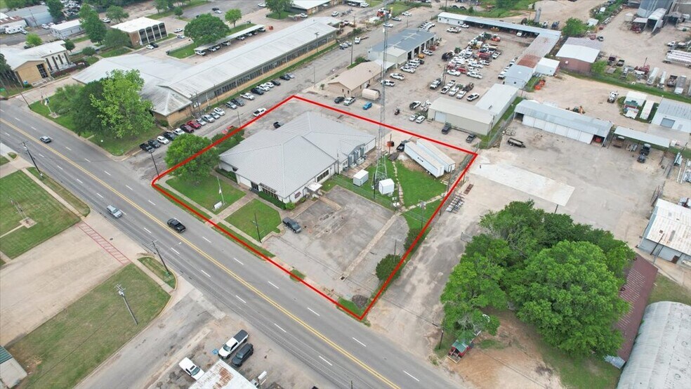 More Photos Of 1485 N Main St, Paris Land For Sale