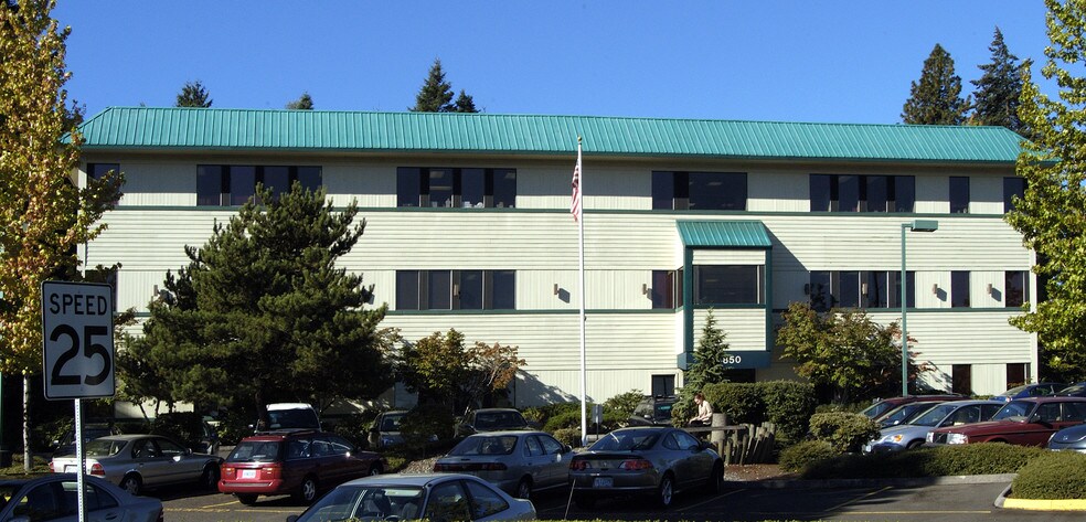 More Photos Of 4850 SW Scholls Ferry Rd, Portland Office For Lease