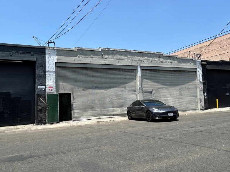 Primary Photo Of 426 S Alameda St, Los Angeles Warehouse For Lease
