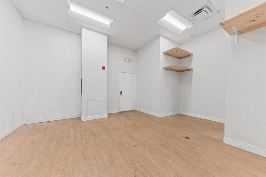 More Photos Of 826 N Dixie Hwy, Lantana Apartments For Sale
