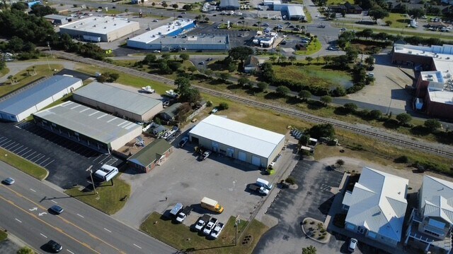 More Photos Of 4911 Bridges St, Morehead City Flex For Lease
