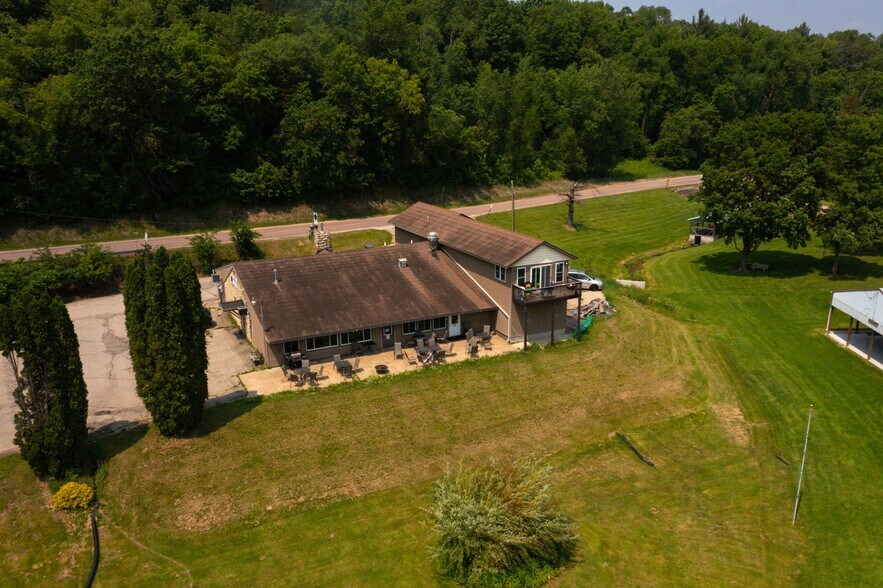 More Photos Of N18078 County Road T, Galesville General Retail For Sale