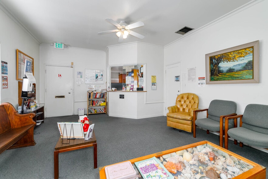 More Photos Of 95 W Sierra Madre Blvd, Sierra Madre Medical For Sale