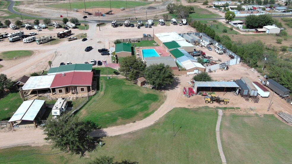 More Photos Of 301 W Bell St, Stanton Manufactured Housing Mobile Home Park For Sale