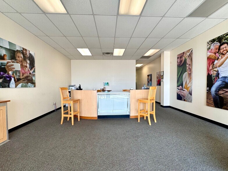 More Photos Of 210 Frontier St, Lexington Storefront Retail Office For Lease