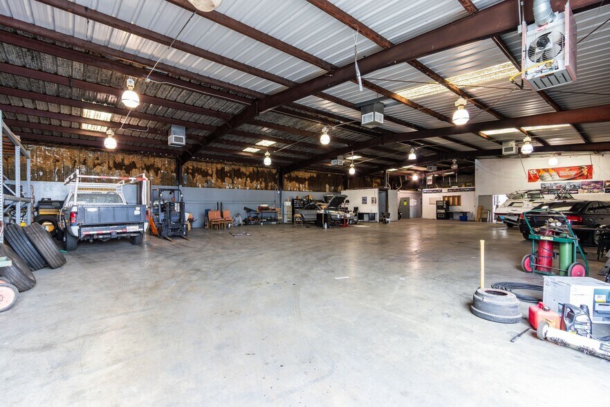More Photos Of 448 S Pershing Ave, San Bernardino Warehouse For Sale