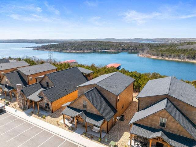 More Photos Of 320 Indian Summer Ln, Branson Flex For Sale