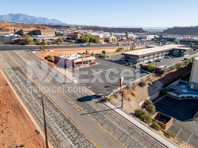 More Photos Of 212 N 900 E, St George General Retail For Sale