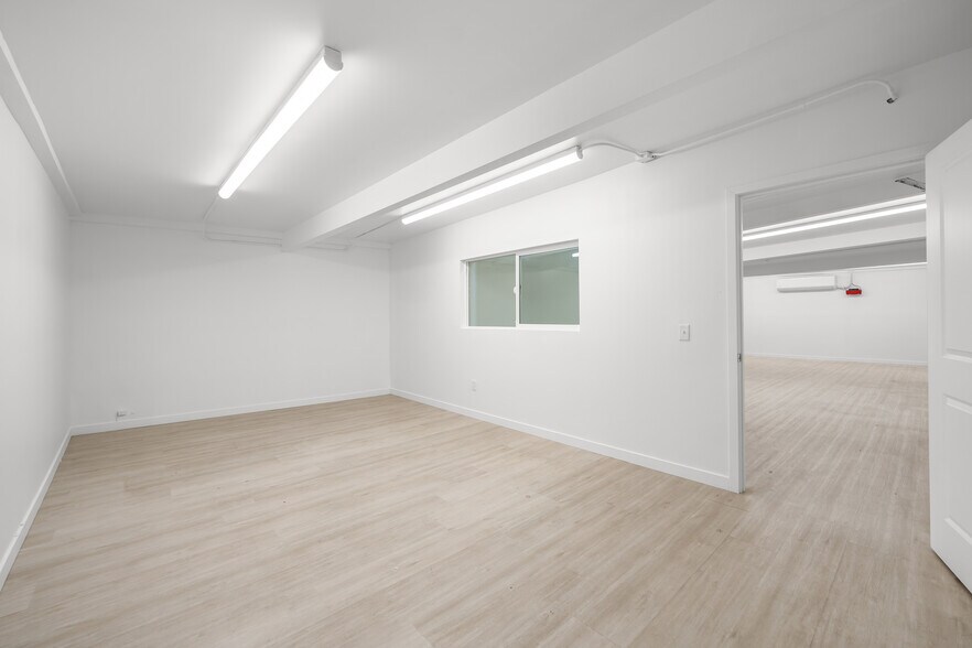 More Photos Of 1507 Essex St, Los Angeles Warehouse For Sale