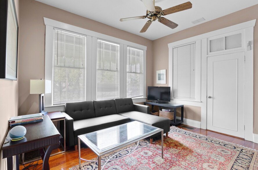 More Photos Of 420 W Platt St, Tampa Medical For Sale