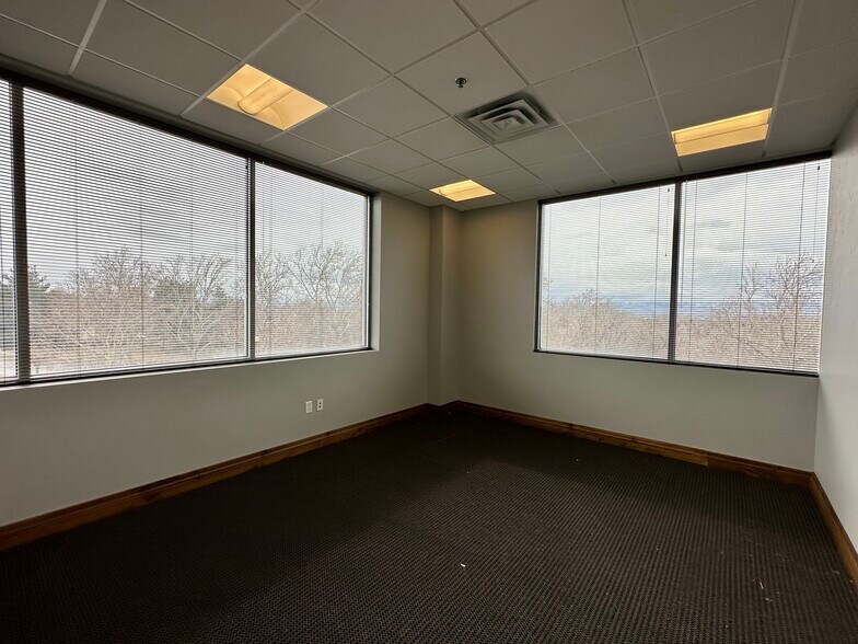 More Photos Of 1218 E 7800 S, Sandy Office For Lease