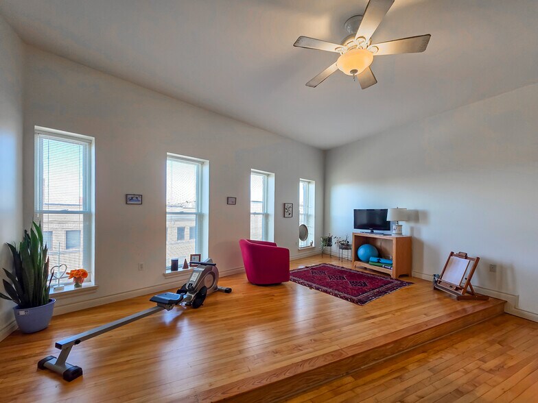 More Photos Of 8 E Front St, Monroe Storefront Retail Residential For Sale