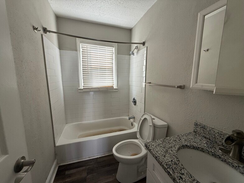 More Photos Of 2439 Carmine St, Charlotte Manufactured Housing Mobile Home Park For Sale