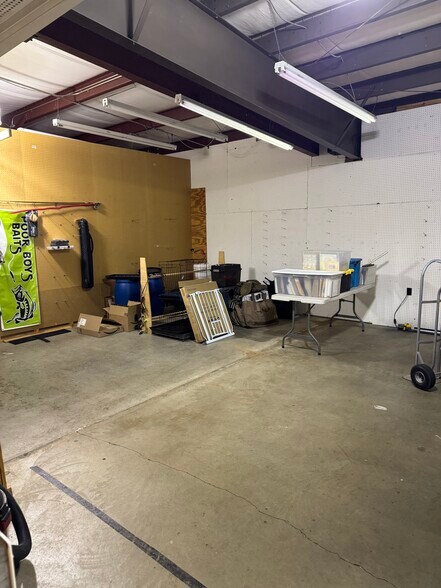 More Photos Of 3400 US Highway 30, Warsaw General Retail For Lease