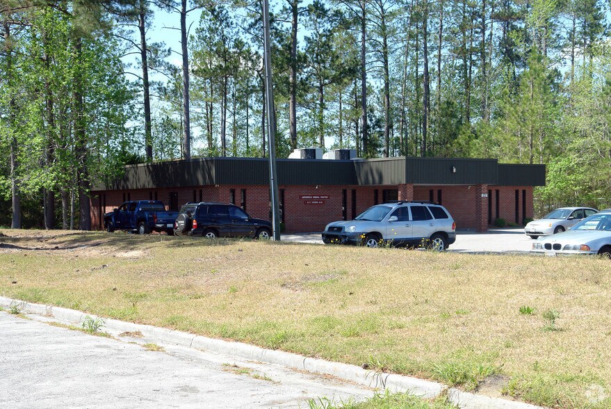 Primary Photo Of 231 Memorial Dr, Jacksonville Medical For Sale