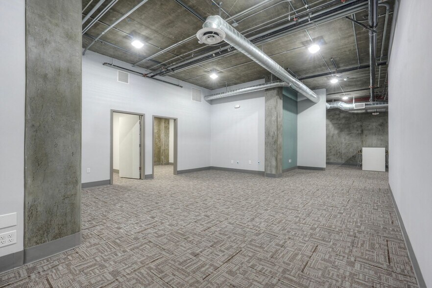 More Photos Of 2180 S El Camino Real, Oceanside Office For Sale