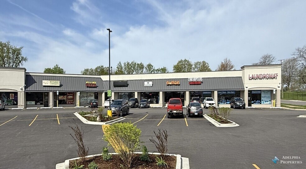 More Photos Of 388 N Independence Blvd, Romeoville General Retail For Lease