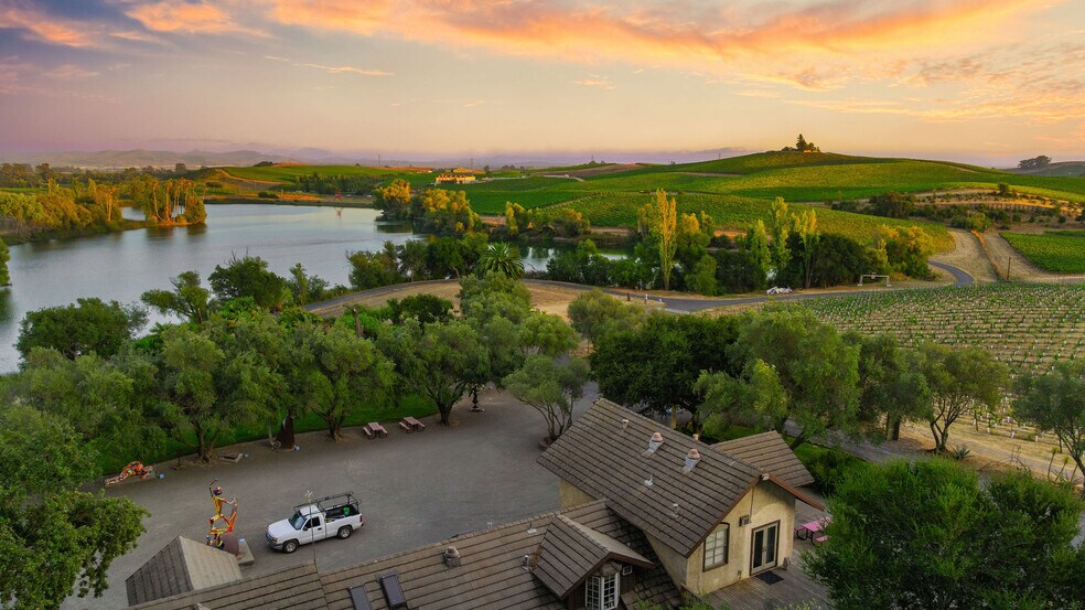 More Photos Of 5200 Sonoma Hwy, Napa Specialty For Sale