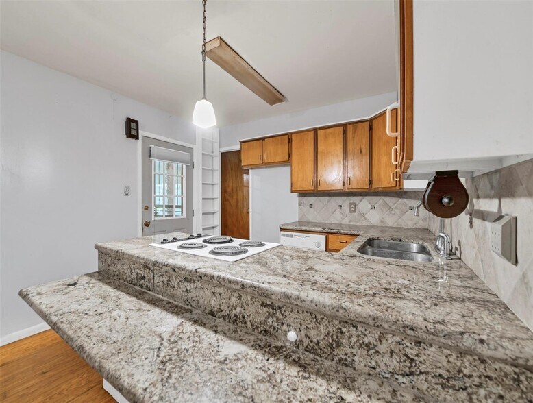 More Photos Of 11304 Fostoria Rd, Cleveland Land For Sale