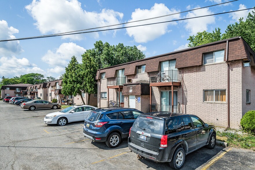 930 Goddard Rd, Lincoln Park, MI 48146 Apartments For Sale