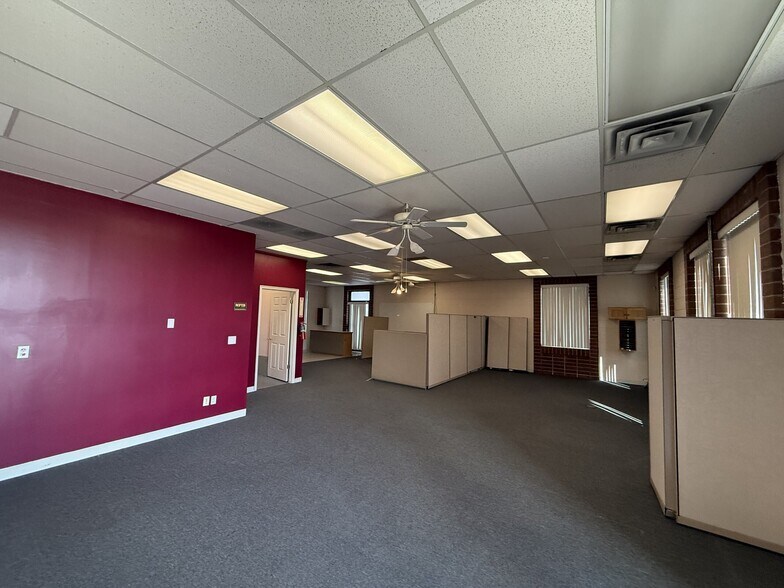 More Photos Of 3568 W 4800 S, Roy Office For Lease