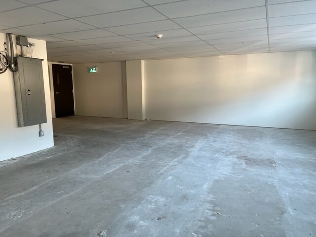 More Photos Of 38033-38041 2 Av, Squamish Office Residential For Lease