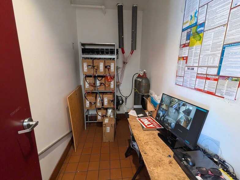 More Photos Of 2535 Del Rosa Ave, San Bernardino Fast Food For Sale