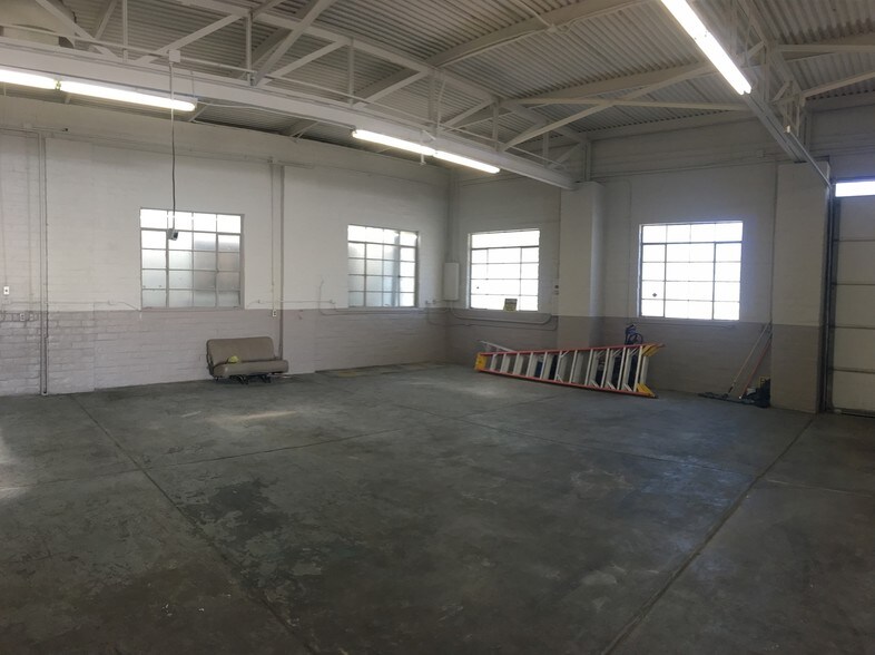 More Photos Of 1500 Wyoming Ave, El Paso Auto Repair For Sale