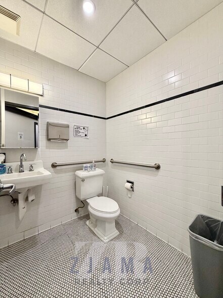 More Photos Of 866 Eastern Pky, Brooklyn Apartments For Lease