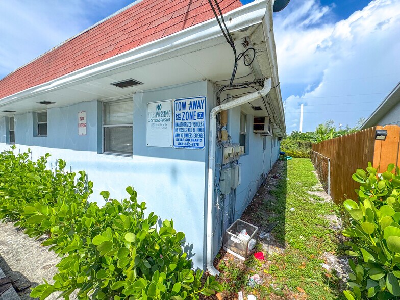 More Photos Of 3307 Windsor Ave, West Palm Beach Multifamily For Sale