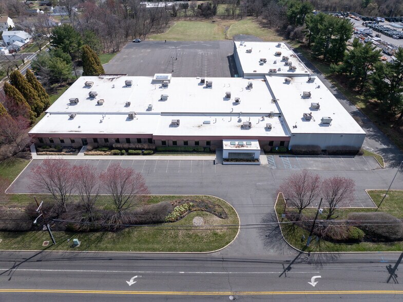 More Photos Of 390 New Albany Rd, Moorestown Warehouse For Sale