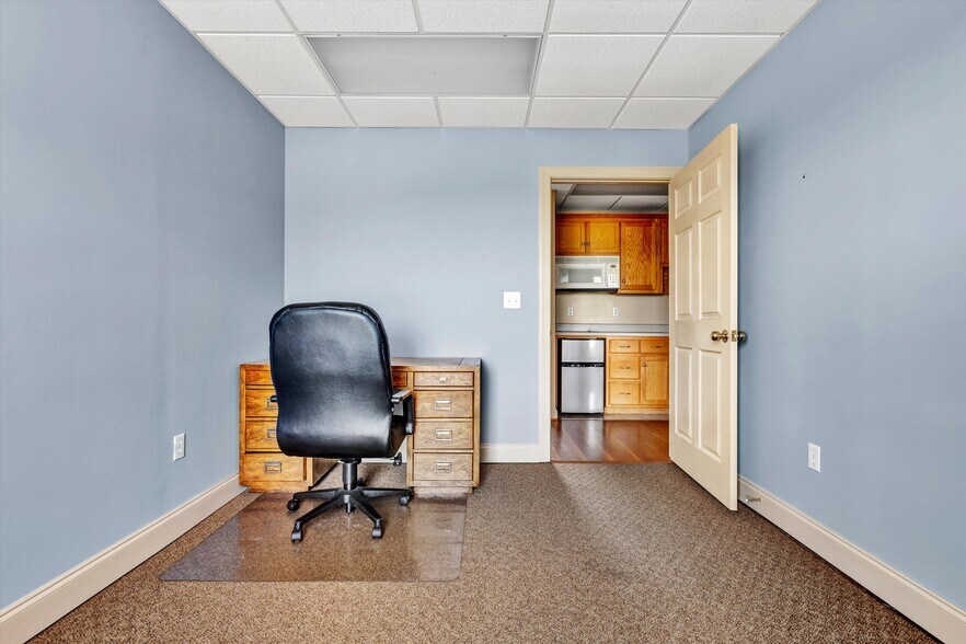 More Photos Of 180 Amt Tech Dr, Rocky Mount Medical For Sale
