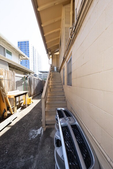 More Photos Of 904 Piikoi St, Honolulu Apartments For Sale