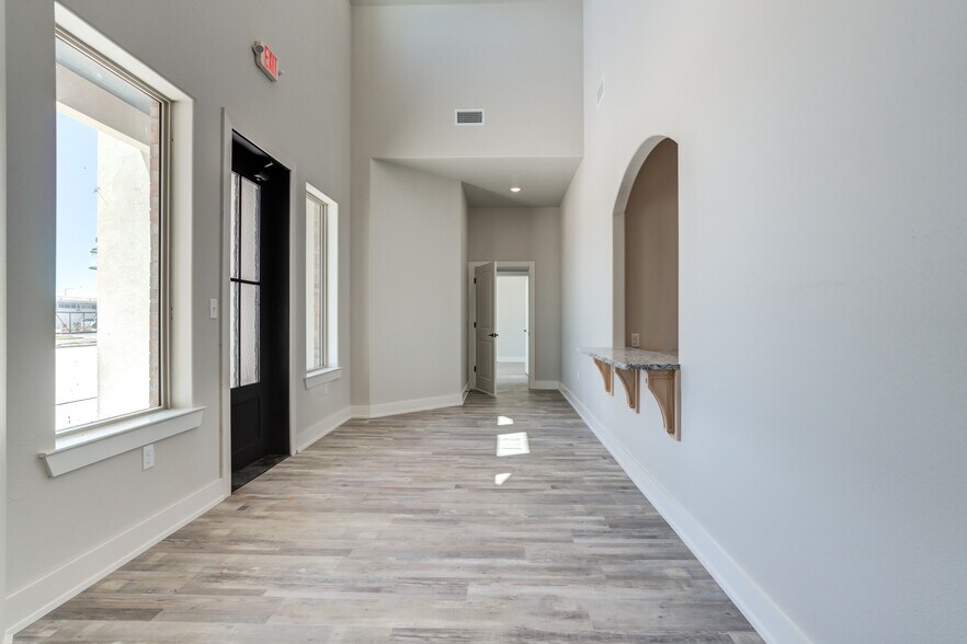 More Photos Of 3214 140th st, Lubbock Medical For Lease