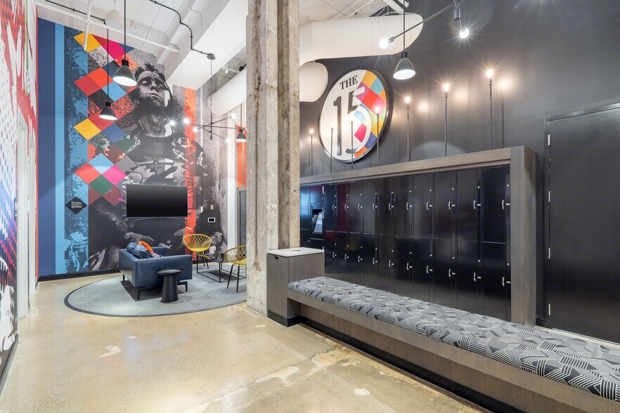 More Photos Of 15 S 5th St, Minneapolis Office For Sale