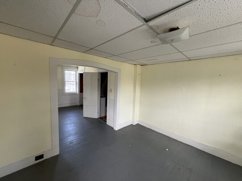 More Photos Of 271 Main St, Union Apartments For Sale