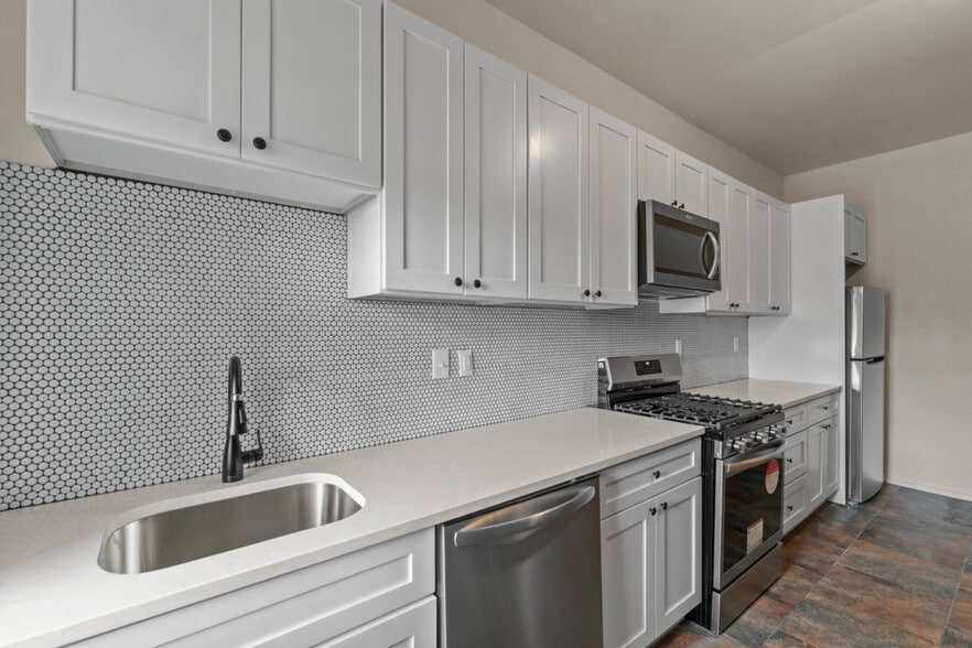 More Photos Of 217 E Preston St, Baltimore Apartments For Sale