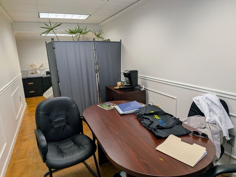 More Photos Of 12491 SW 134th Ct, Miami Light Distribution For Sale