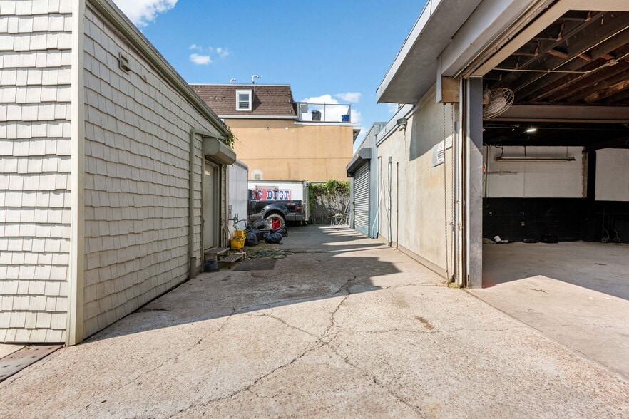 More Photos Of 1947-1949 Richmond Ter, Staten Island Industrial For Sale