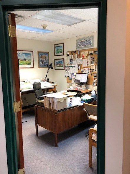 More Photos Of 1118 E Columbia Ave, Philadelphia Office For Lease