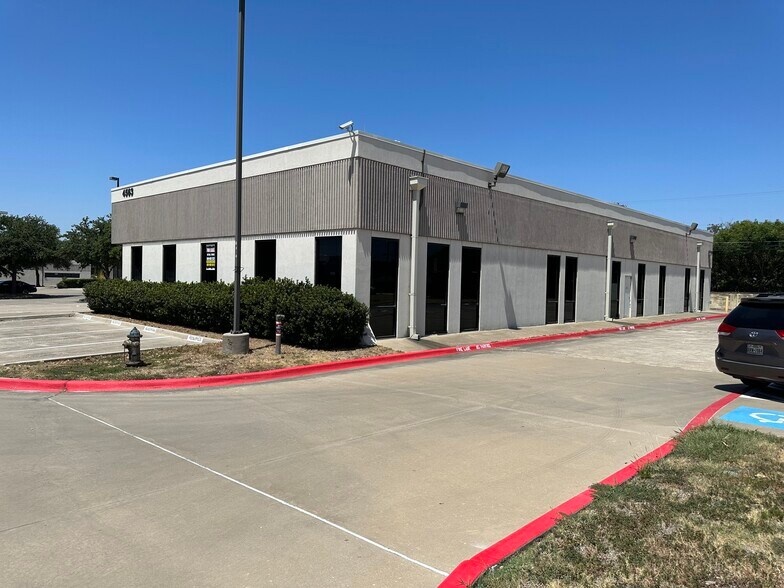 More Photos Of 4555 W Walnut St, Garland Medical For Lease