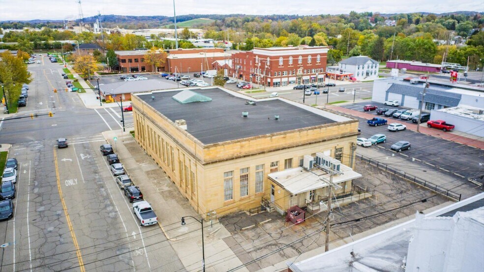 More Photos Of 85 E Main St, Newark Freestanding For Sale